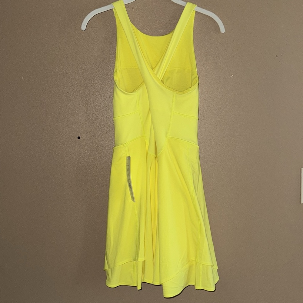 Lululemon Athletica NWT Court Crush Electric Lemon Dress Size 8 - Picture 8 of 13